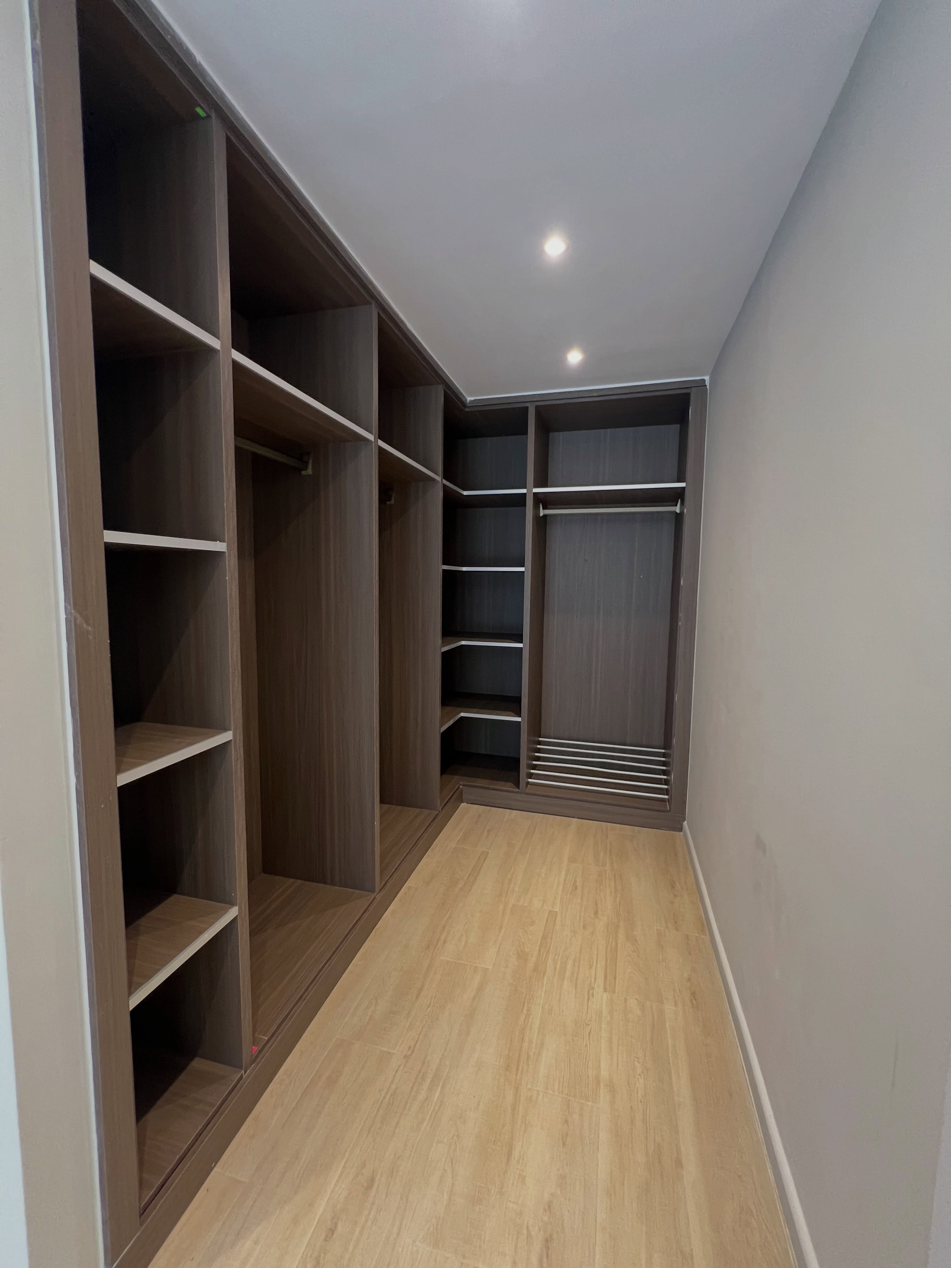 5 Bed Apartment on Spring Valley - Image 8