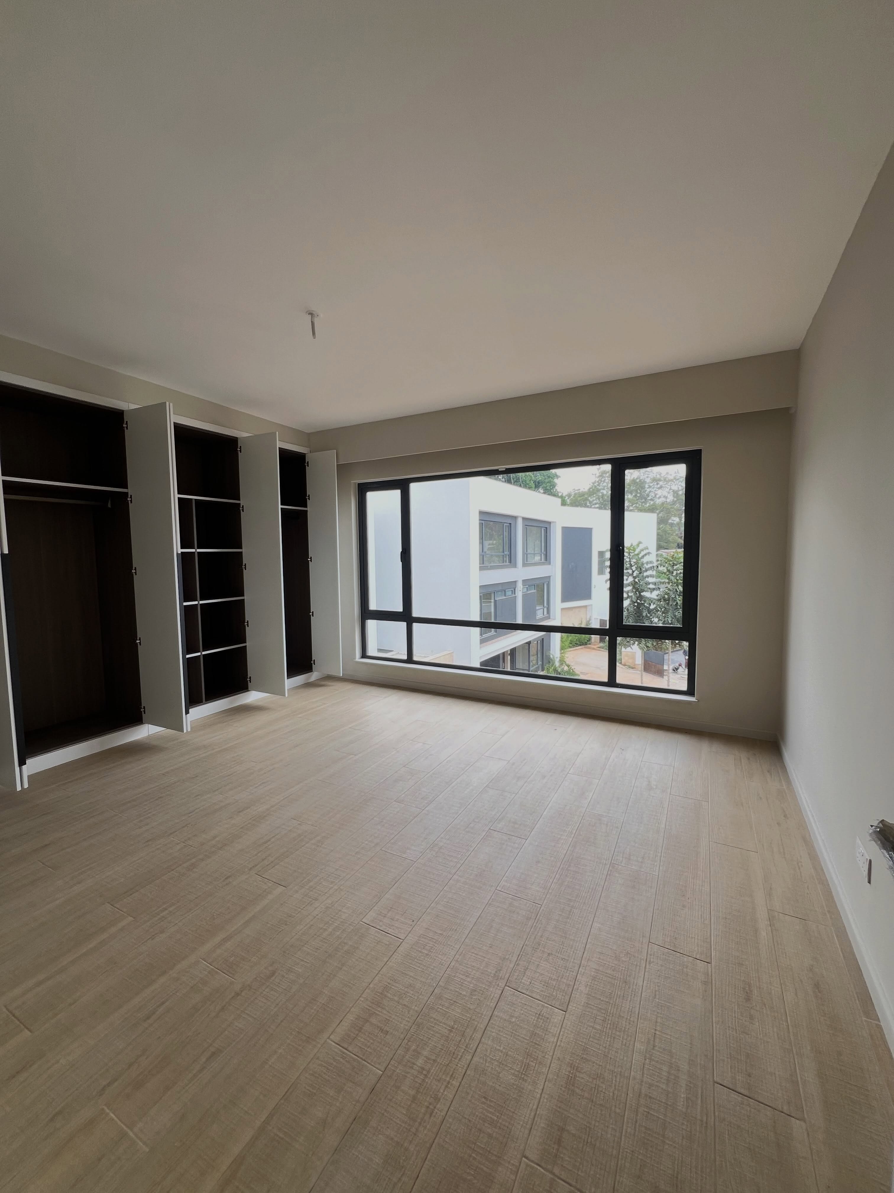 5 Bed Apartment on Spring Valley - Image 6