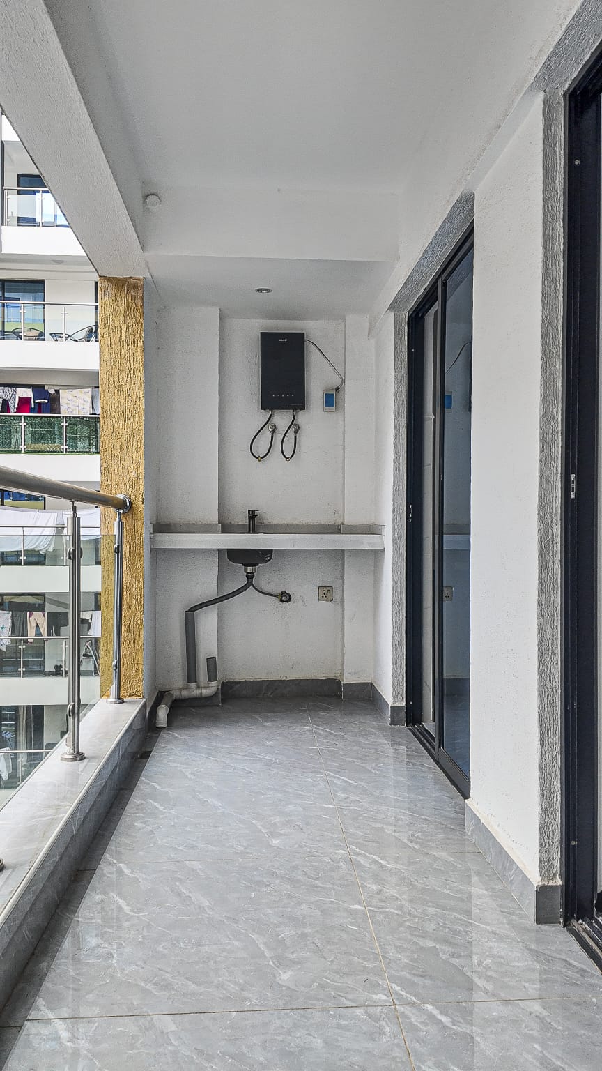 1 Bed Apartment on Lavington - Image 7