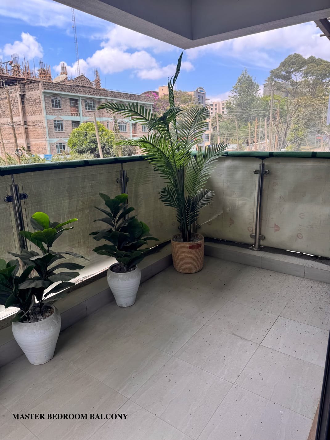 1 Bed Apartment on Highridge - Image 6