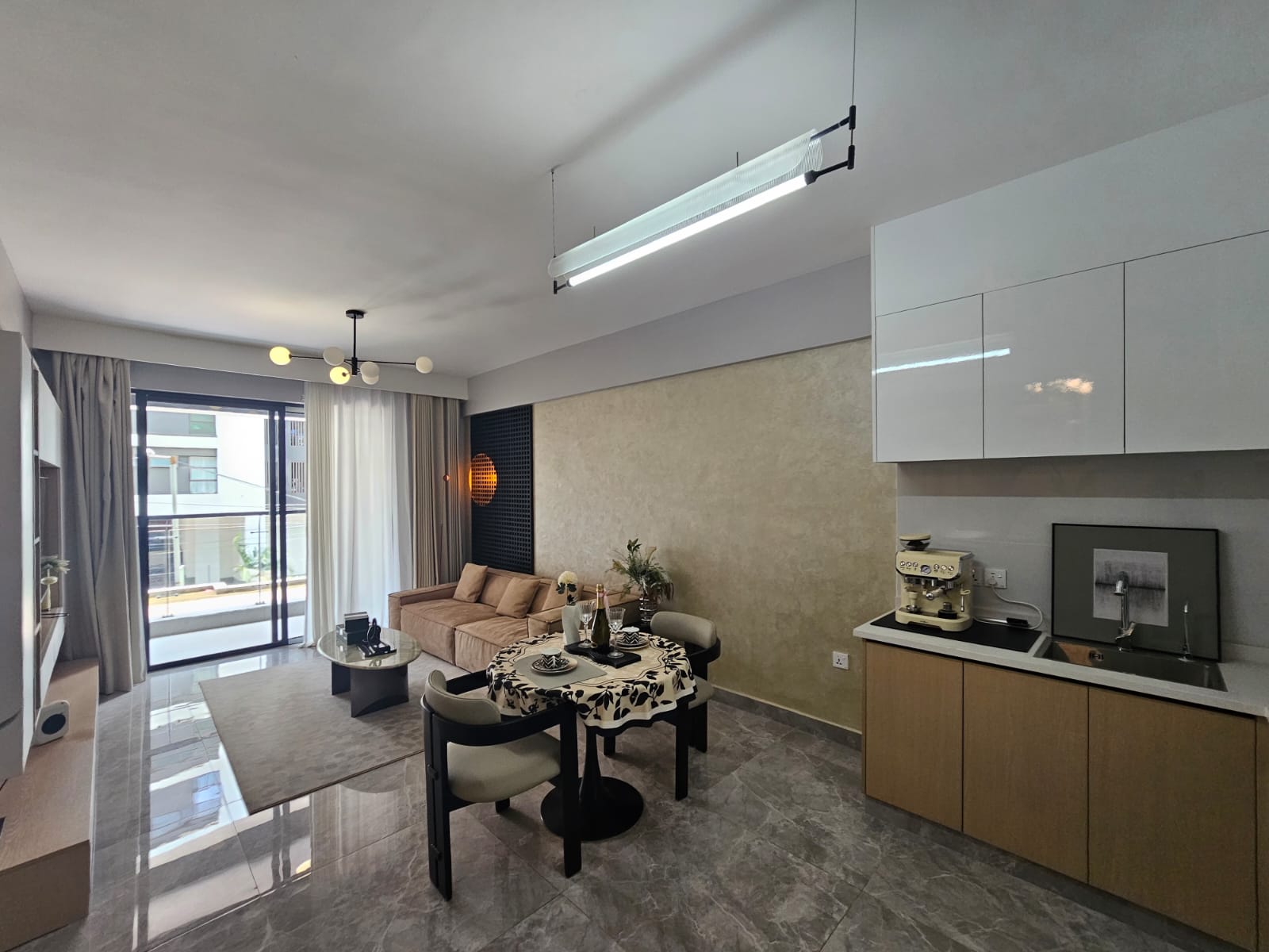 1 Bed Apartment on Lavington - Image 9