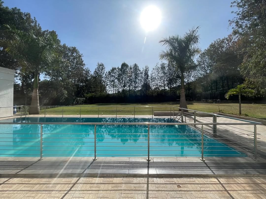 6 Bed Villa on Karen - Image 10