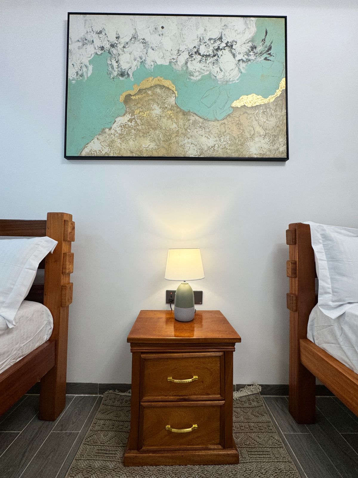 2 Bed Apartment on Westlands Road - Image 10