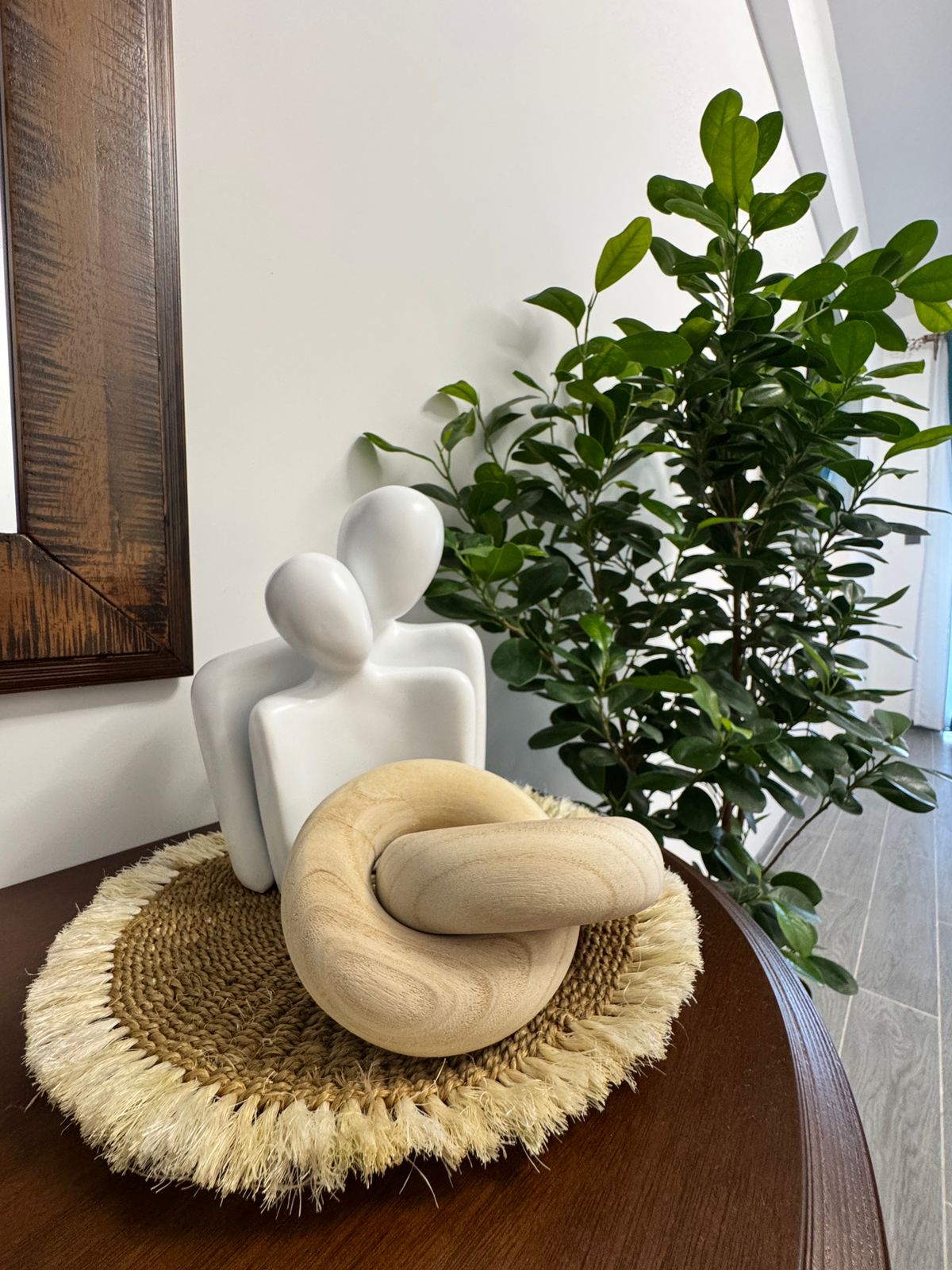 2 Bed Apartment on Westlands Road - Image 8